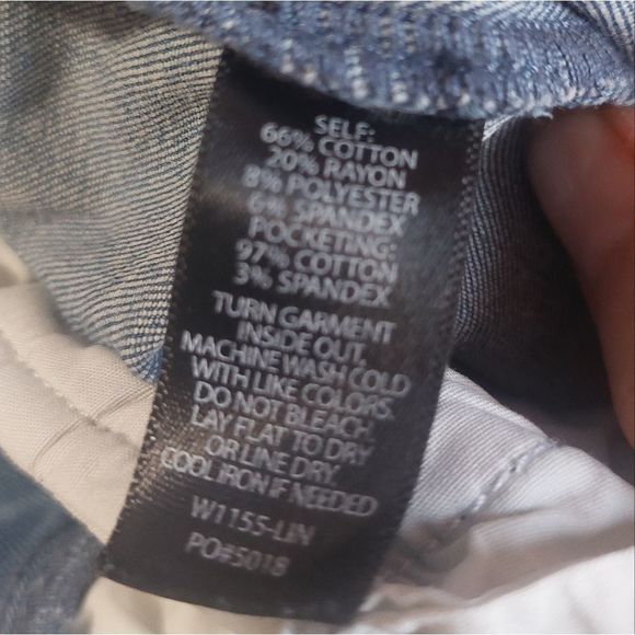 BETABRAND Light Wash Denim Jeggings - Picture 10 of 10